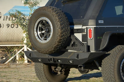 DV8 Offroad RS-10/RS-11 TC-6 Tire Carrier