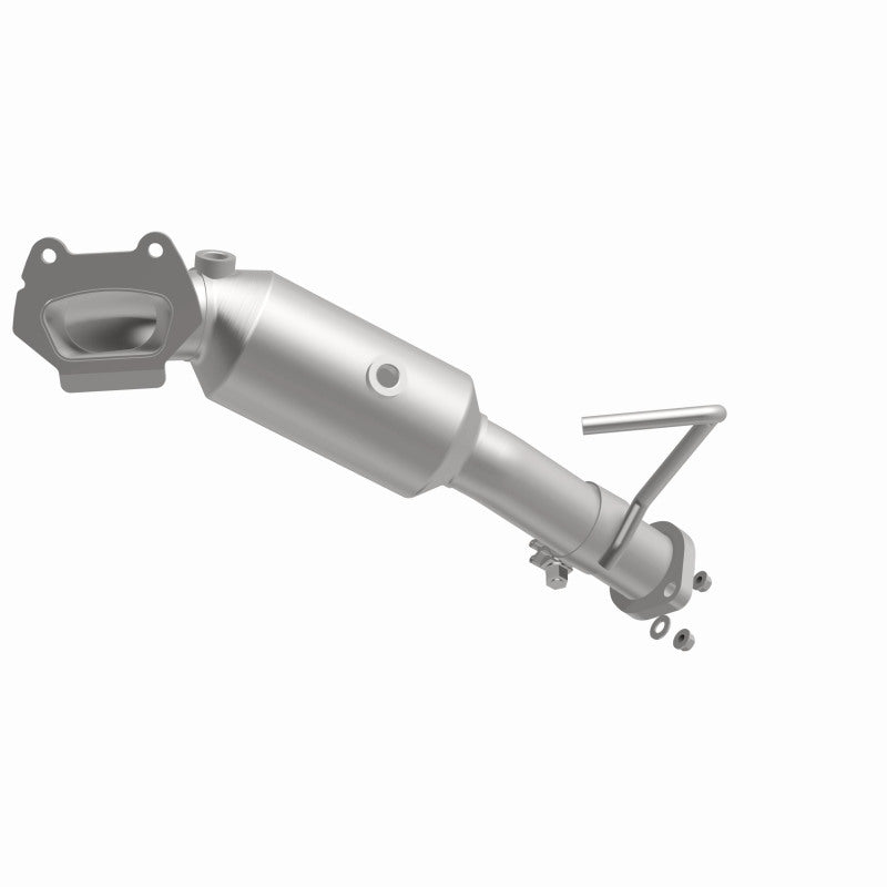 MagnaFlow Conv Direct Fit OEM 12-17 Jeep Wrangler 3.6L Underbody